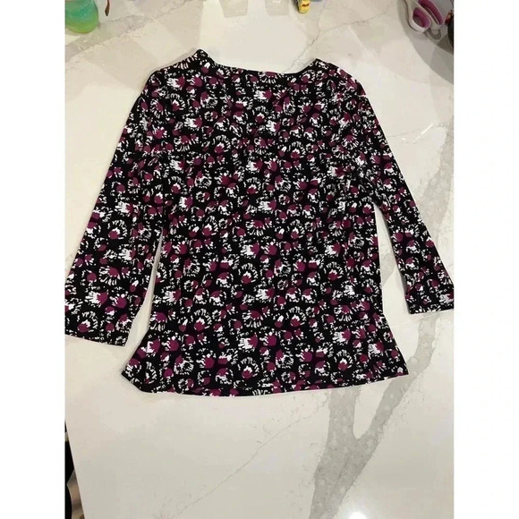 Women’s Liz Claiborne Faux Wrap Top Black and Purple Print Size Medium - Picture 2 of 3